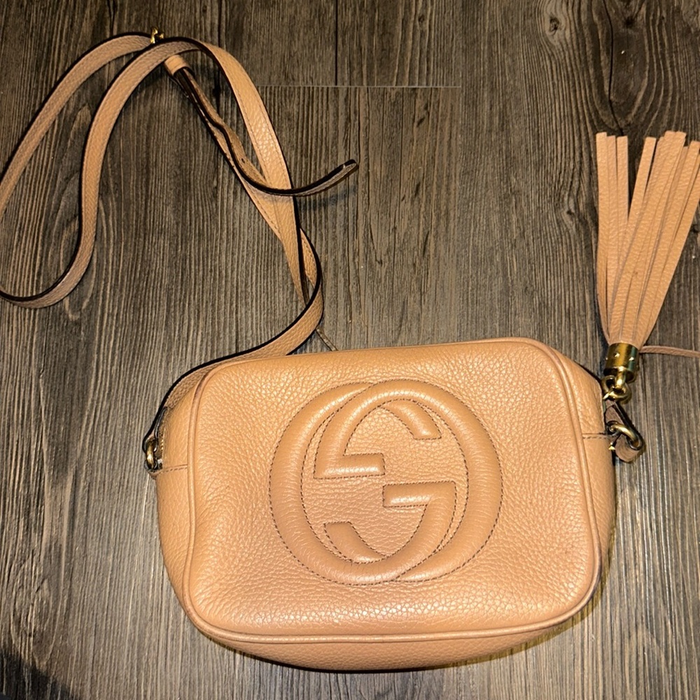 Gucci soho nude tan crossbody